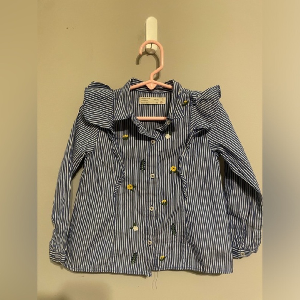 ZARA‎ GIRLS striped collared dress shirt with floral design and ruffles size 5